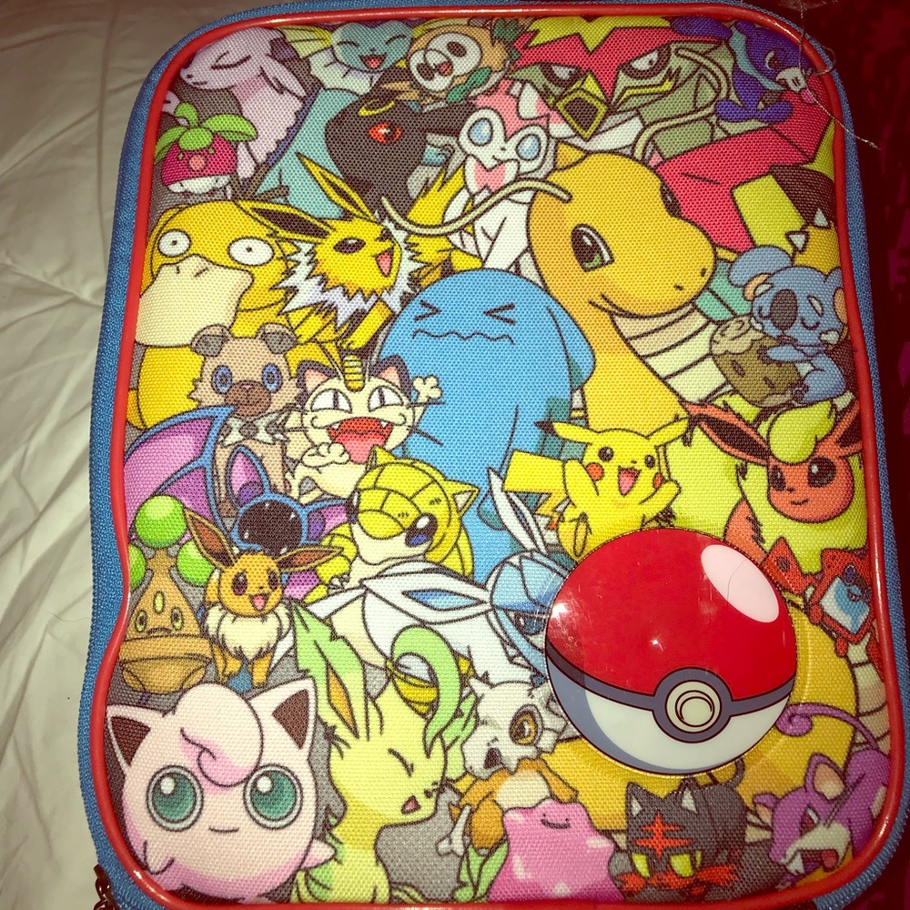Lunchbox with Free Pokémon drink Bottle